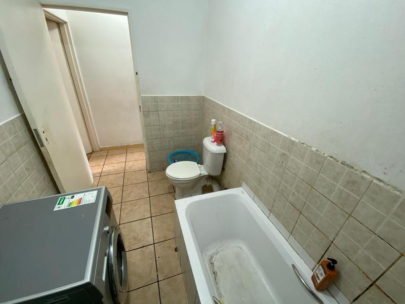 2 Bedroom Property for Sale in Maitland Western Cape